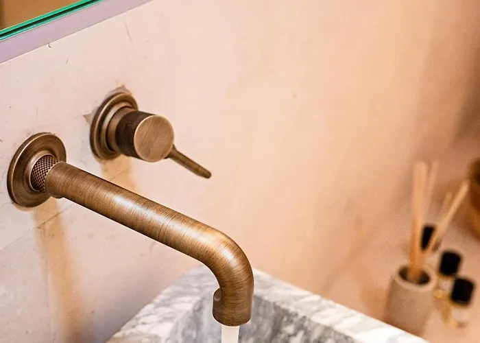 Antalia Boutique بوسيتانو